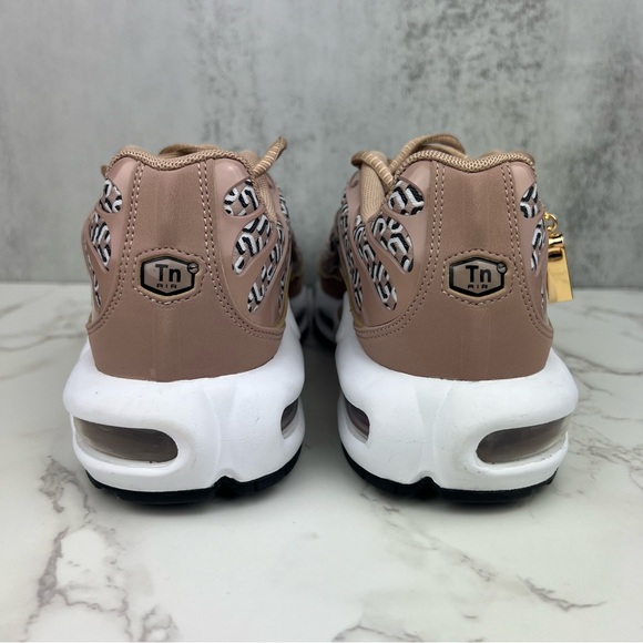 Nike Air Max Plus ✨ - Picture 9 of 15
